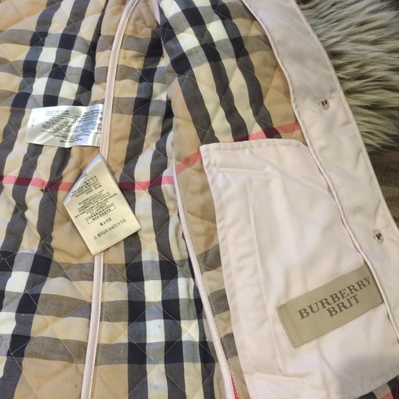 Blush pink Burberry quilted Coat - Picture 8 of 17